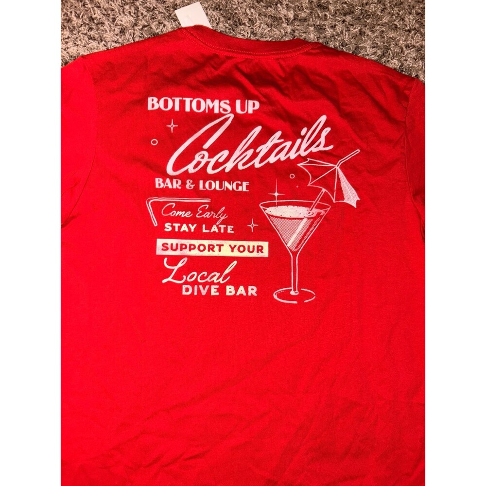 Men’s Women’s Unisex Mad Engine Bottoms Up Cocktails T-shirt NWT Small‎ - Picture 4 of 5